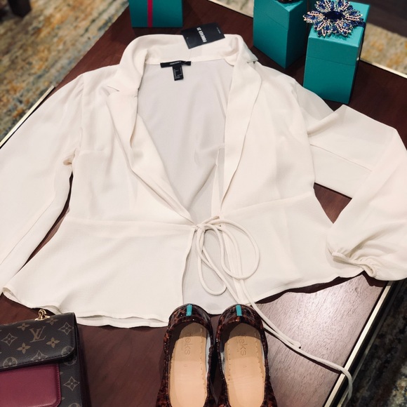 Tops - Vanilla Front Tie Long Sleeve Top Tops - Vanilla Front Tie Long Sleeve Top